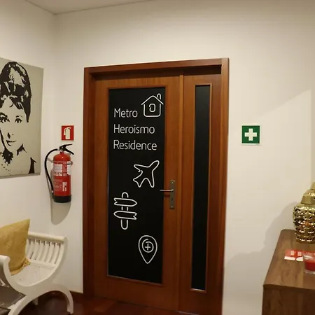 Metro Heroismo Affittacamere Oporto